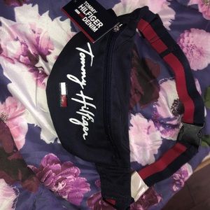 TOMMY HILFIGER FANNYPACK